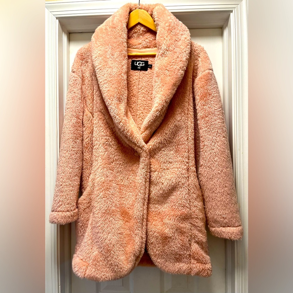 UGG Annona Sherpa Pink Travel Cardigan, Size Small EXCELLENT CONDITION